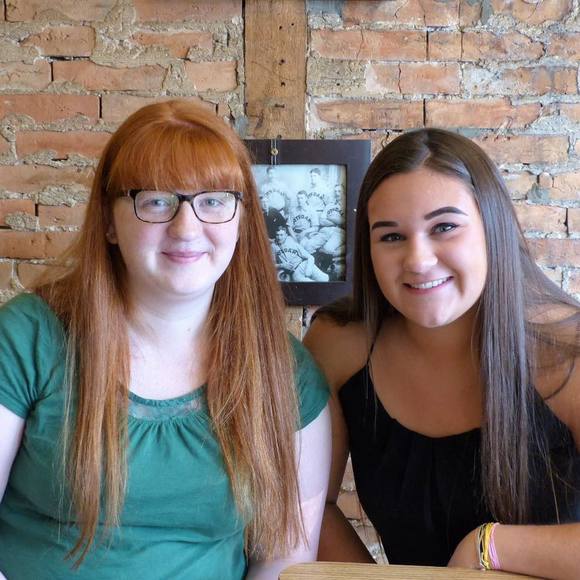 Meet your Posher, Jennifer - Picture 1 of 1